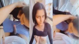 Gadis 19 Tahun Ngesot Di Balkon India, Ngocok Kontol Sampai Crot Di Luar Ruangan