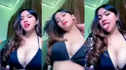 Putri Naya Abg Montok Ganti Bra