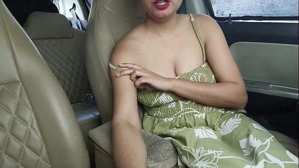 Bos Menggila, Karyawan Dipaksa Tunduk Dalam Film Panas Hindi