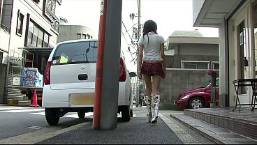 Tiga Badan Bergelora: Jepang Kurus Digilas Dua Lelaki