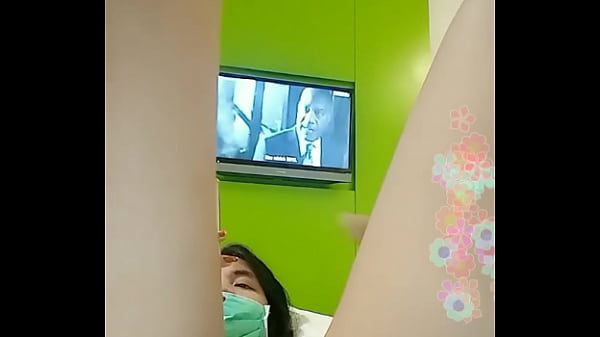 Siaran Langsung Panas: Aksi Sensual Di Depan Kamera