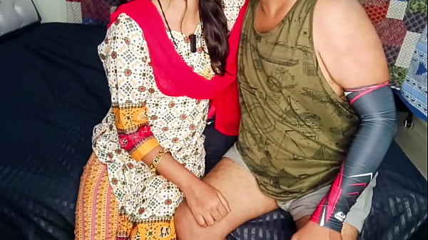 Mami Ko Paise Kamane Ka Asan Tarika Batane Ke Bad Uske Bhanje Ne Maza Chakhaya