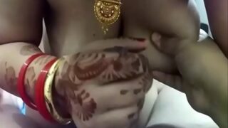 Video Malam Pertama Pengantin India Yang Menggoda