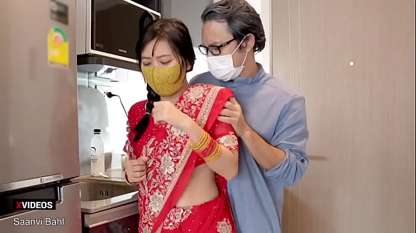 Gadis India Bergoyang Goyang Gede Menggoda Batang Besar Ayah Tirinya! (suara Senggama Hindi)