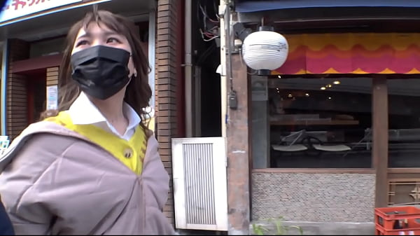 【極秘映像】日本のトップアイドルを騙して本番中出し！ぐしょ濡れマ○コを激しく貫く一部始終 1