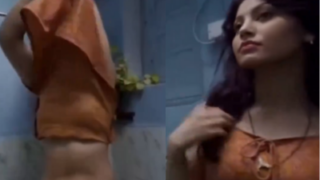 Urvashi Rautela Video Panas Beredar Di Internet, Bikin Heboh!