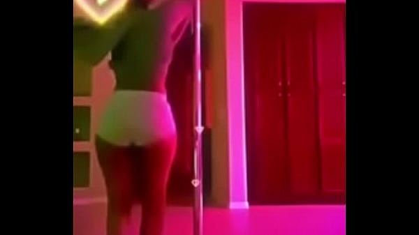 Penari Telanjang Desi