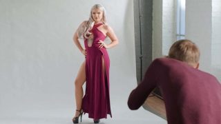 Brazzers – Cewek Top Model Yang Bikin Kontol Tegang