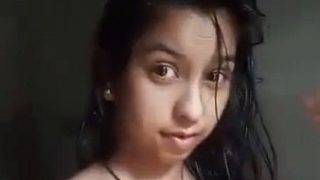 Selfie Telanjang Manis Cewek India Seksi