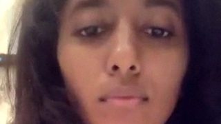 Tampilan Telanjang Penuh Dari Gadis Desi Dengan Tubuh Seksi Menggoda