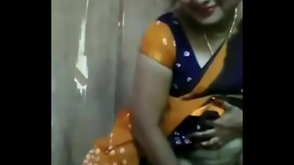 Desi Bhabhi, Siap Digoyang Abis-abisan Di Kamar Kosong.