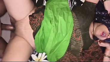Adik Tiri Desi Ngeue Sampe Telanjang Bulat Sama Kakak Tiri Di Rumah Pas Lagi Sepi