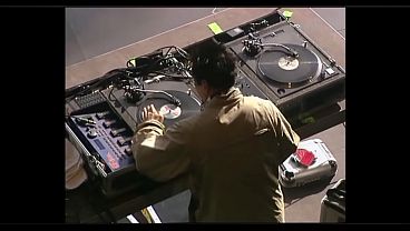 Bersama Kamu (live Di Rock Am Ring 2001) – Nikmatin Aja, Nafasmu Di Telinga, Goyanganku Di Panggung, Bikin Basah Semua.