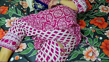 Ibu Tiri Celana Robek, Anak Tiri Ngewe Memek Ibu Tiri Sampai Pantat Bundar