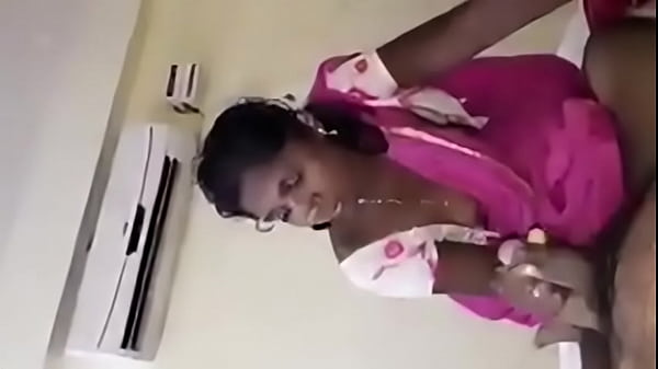 Desi Tante Panas Ngentot Mulut