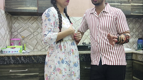 Desi Jija Sali Gila Asmara Di Dapur, Bercinta Kasar Dengan Rayuan Mesum Hindi