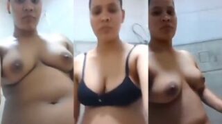 Wanita India Rekam Video Bugil Buat Selingkuhannya.