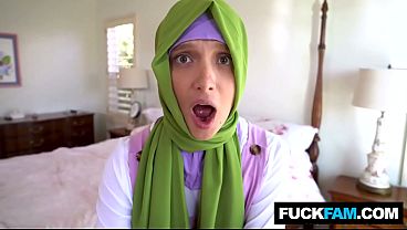 Hijabi Mesum Pertama Kali Ngerasain Kontol, Izzy Lush Dan Donnie Rock Bikin Ngos-ngosan