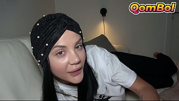 Ngentot Panas Bareng Elnaz, Cewek Hijab Turki Yang Ngeseks Liar