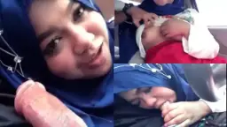 Tante Berjilbab Ngeblow Di Dalam Mobil, Makin Liar Pas Dicekik Batang.