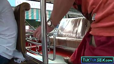 Nona Thailand Montok Dijemput Pakai Tuk Tuk Buat Ngewe Seru