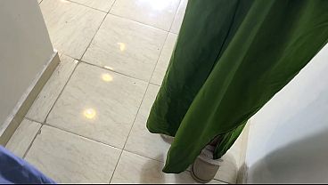 Film Ngentot Tukang Ledeng Sama Temennya Ngewein Istri Majikan Biar Benerin Kran, Kontol Arab Panas, Suara Nikmat, Badan Montok