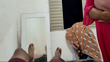 Meia-irmã árabe Masuk Kamar Dan Ngentot Dia