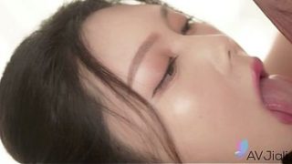Ban Ban, Cewek China Seksi, Digebukin Habis-habisan Sampe Meringis.