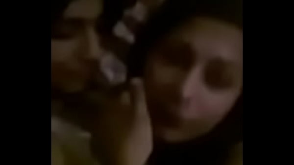 Desi Pelacur Soni Lagi Digenjot Pacarnya