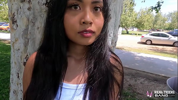 Gadis Asia Montok Luna Mills Pertama Kali Casting Bokep, Mulus Polos Digarap Habis-habisan.