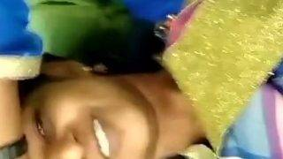 Desi Gadis Desa Manis, Pancuran Air Mani Di Memek