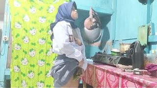 Siswi Sma Colmek Basah Di Dapur