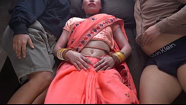 Ngentot India Sendirian, Mami Tiri Dan Anak Tiri Pake Bahasa Hindi, Desi Panas Abis